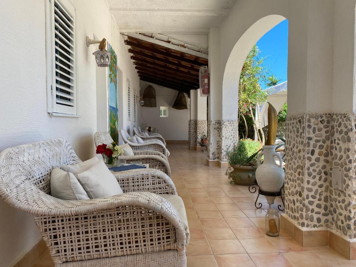 Villa Antonella Boutique Hotel ファヴィニャーナ エクステリア 写真
