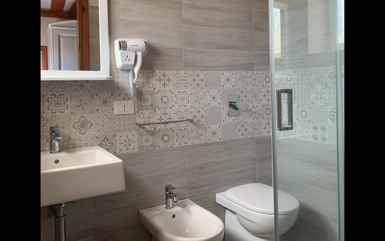 Villa Antonella Boutique Hotel ファヴィニャーナ エクステリア 写真